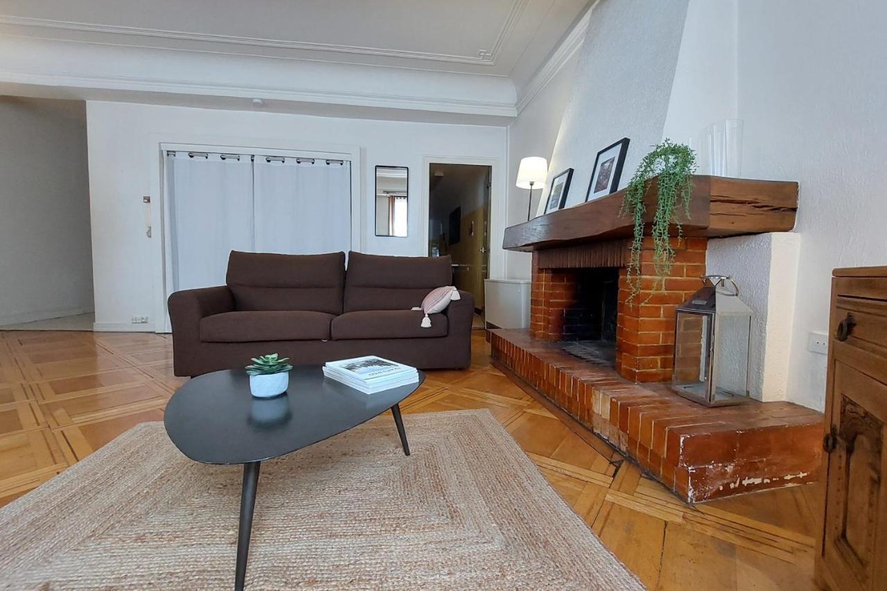 Le Vintage - Appartement En Plein Coeur De La Vieille Ville Annecy Luaran gambar
